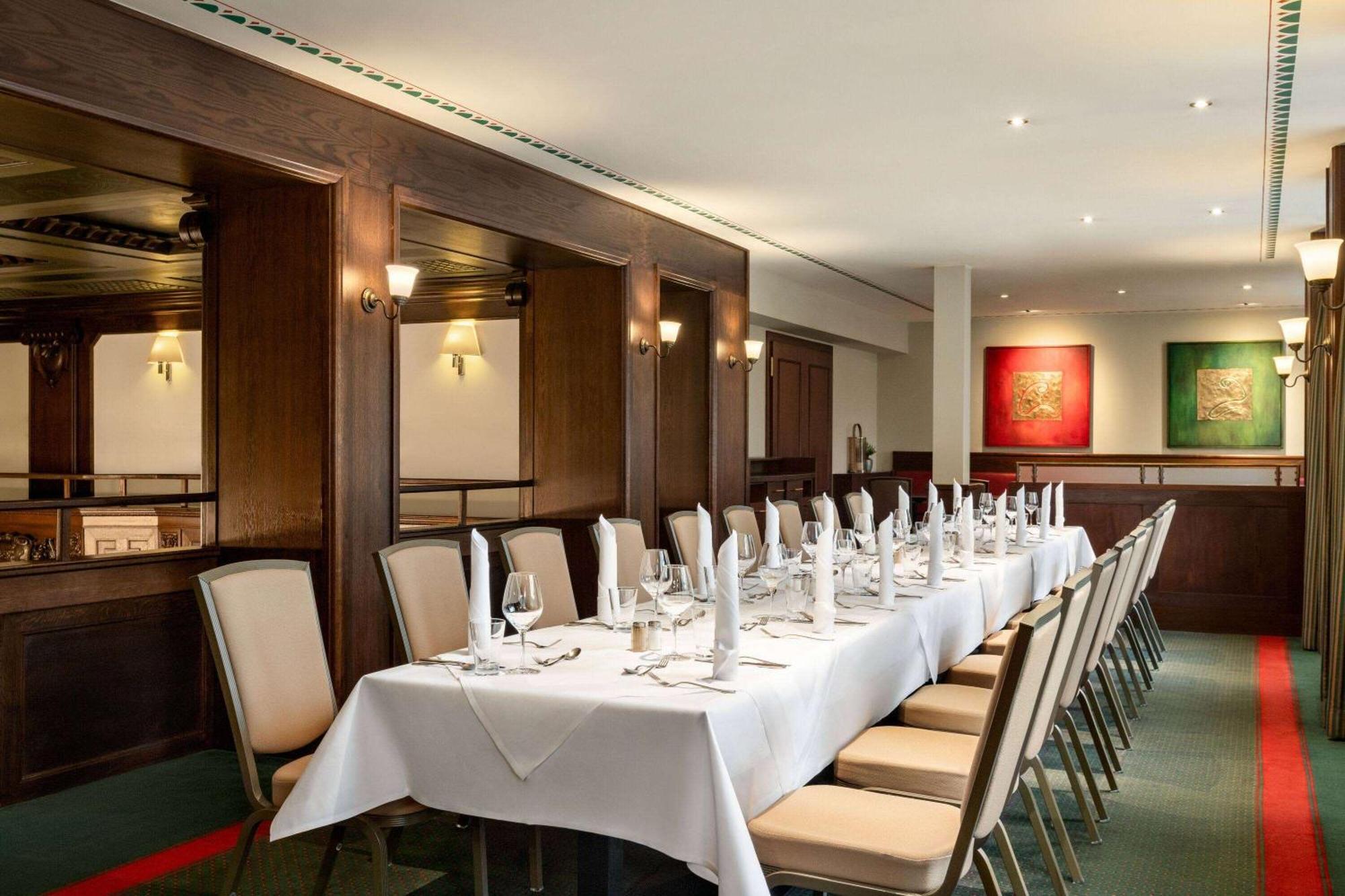 Vienna House By Wyndham Thueringer Hof 4*